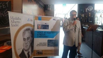 Revelados os finalistas do Prêmio ARI de Jornalismo Revelados os finalistas do Prêmio ARI de Jornalismo