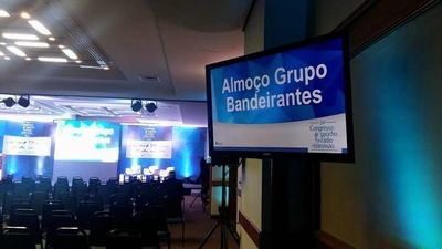 Band RS assina almoo no Congresso da Agert