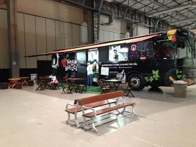 Foodtrucks são opção de alimentação para público do Congresso Foodtrucks são opção de alimentação para público do Congresso