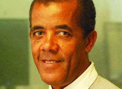 Morre fotógrafo Edison Martins Castêncio, o paparazzo gaúcho Morre fotógrafo Edison Martins Castêncio, o paparazzo gaúcho