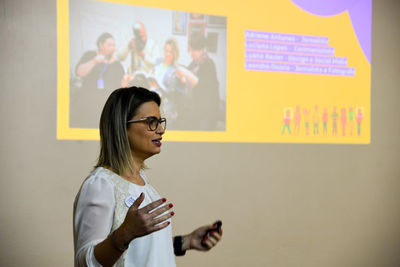 Coordenadora de Comunicação da Prefeitura de Venâncio Aires palestra na Unicruz Coordenadora de Comunicação da Prefeitura de Venâncio Aires palestra na Unicruz