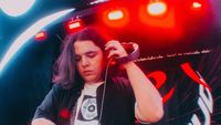 Com 22 anos, DJ gaúcho Buenno faz estreia no festival após carta ao 'Pretinho Básico'