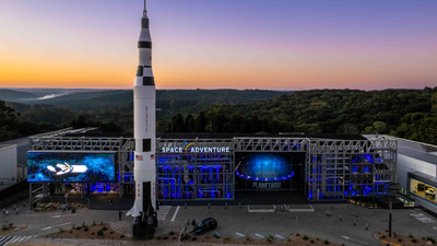Space Adventure Canela recebe exposio com pedra lunar autntica