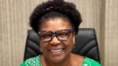 Professora da Unisc  homenageada com Medalha Preta Rosa na Assembleia Legislativa