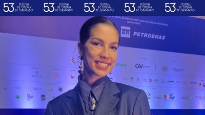 Catarina Conte aproxima palco principal e pblico no Festival de Cinema
