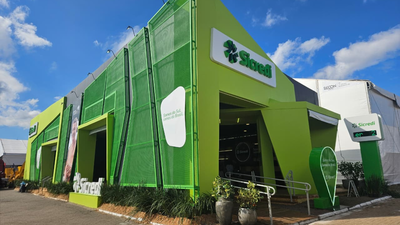 Sicredi participa da Expointer 2025 com foco em relacionamento e cooperativismo