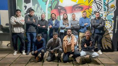 Estudantes de Jornalismo da Feevale realizam cobertura multimídia de jogo entre Grêmio e São Paulo Estudantes de Jornalismo da Feevale realizam cobertura multimídia de jogo entre Grêmio e São Paulo